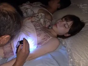[Nhật ký tình dục của cặp đôi người Hoa - Pháp] Cốt truyện mới đầu tiên ~ Tôi đã quan hệ với cô gái trong buổi hẹn hò đầu tiên, không mặc đồ lót, và nhanh chóng quan hệ với cô ấy...